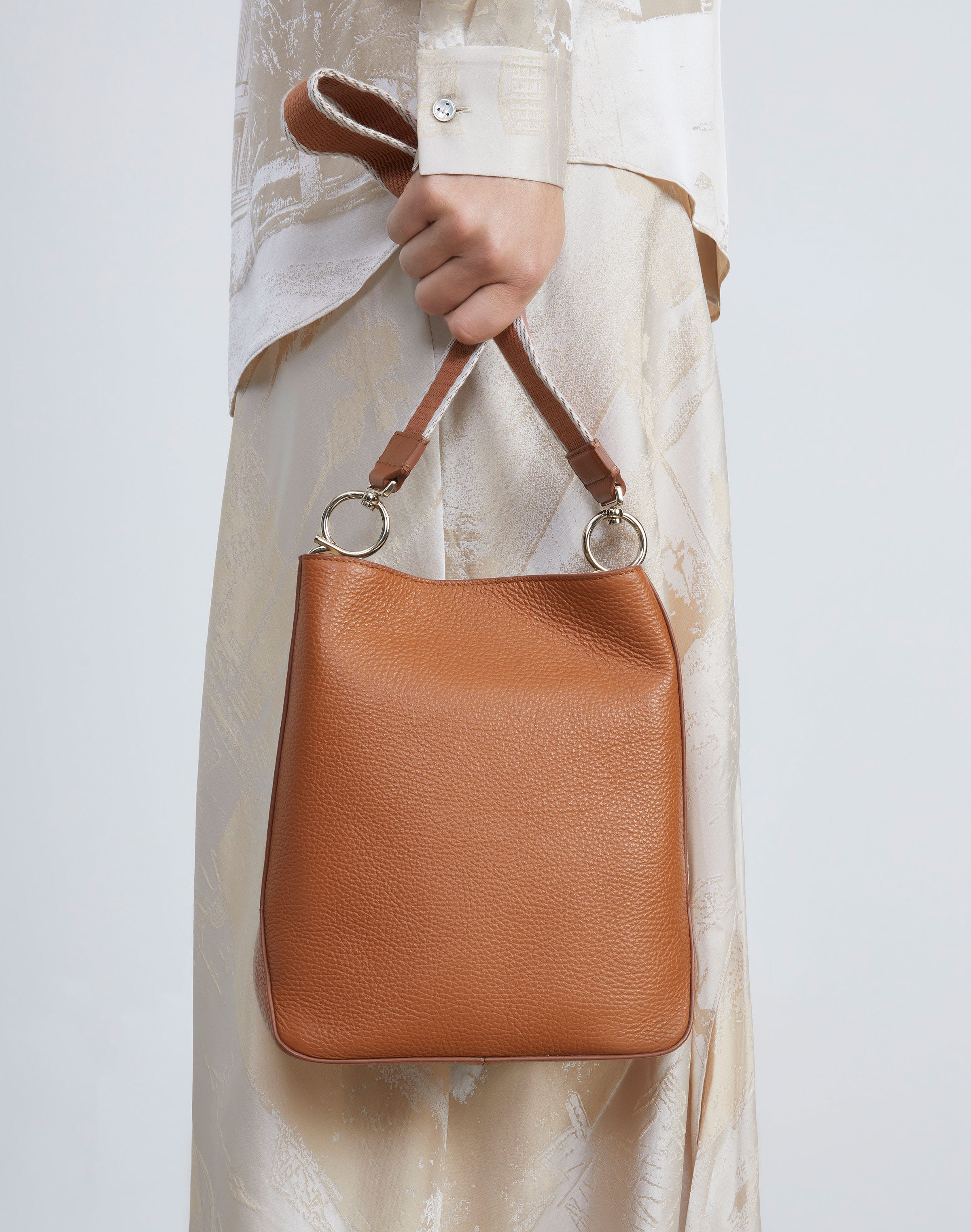 Grained Calfskin Leather 8 Knot Hobo—Small