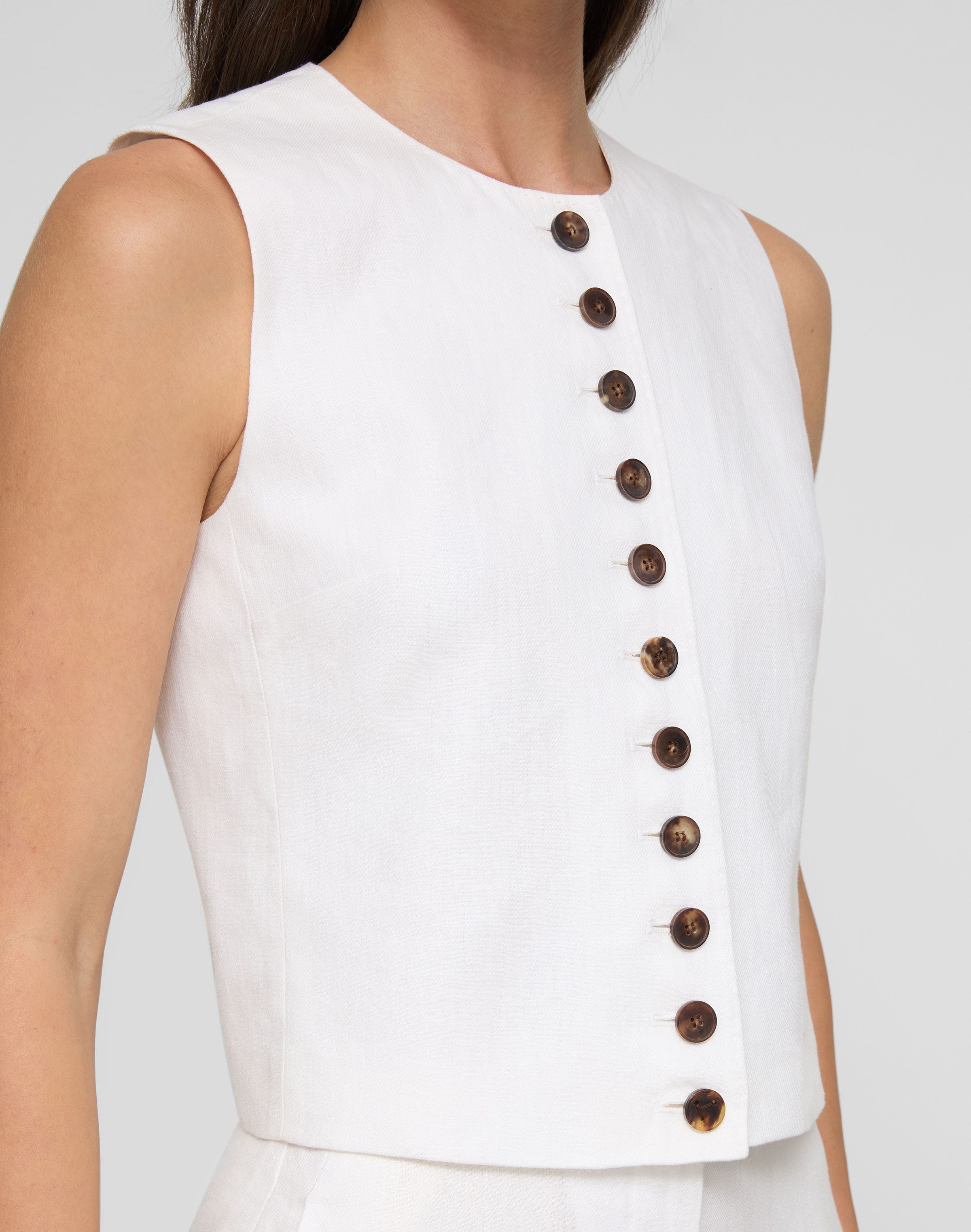 Linen Sleeveless Button Front Blouse
