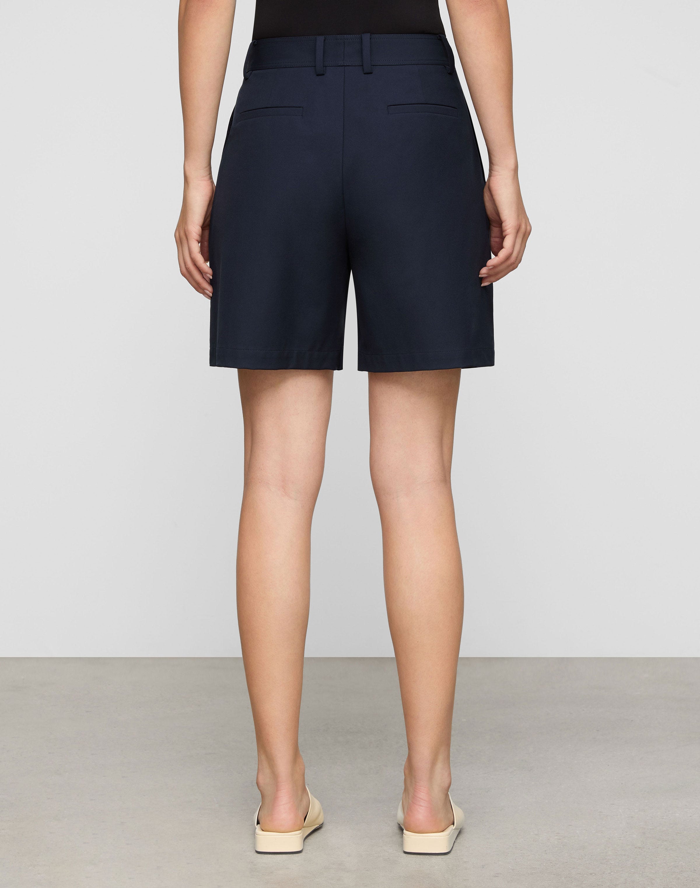 Techno Stretch Twill Park Wide Leg Short