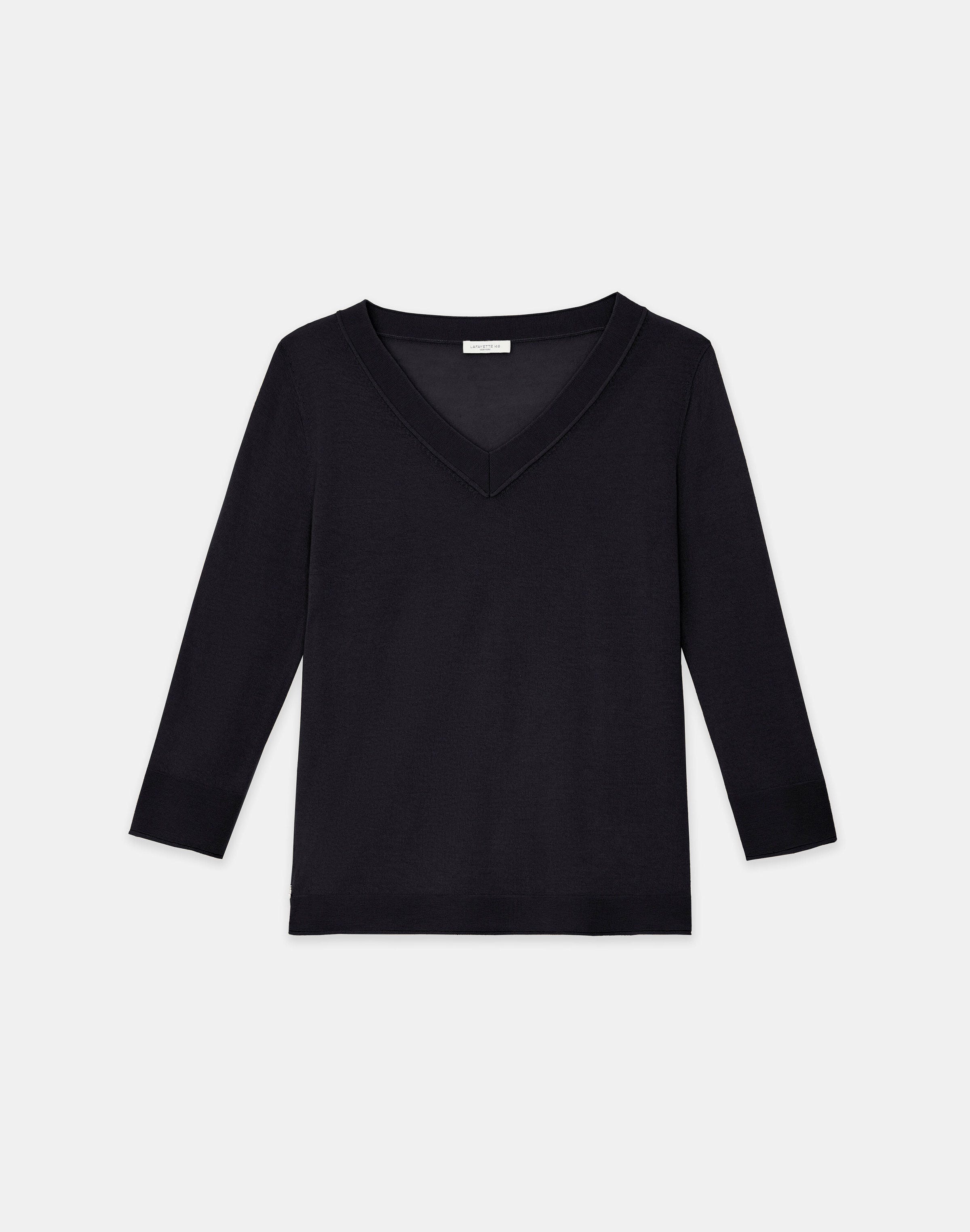 Plus Size Fine Gauge Cashmere V-Neck Sweater