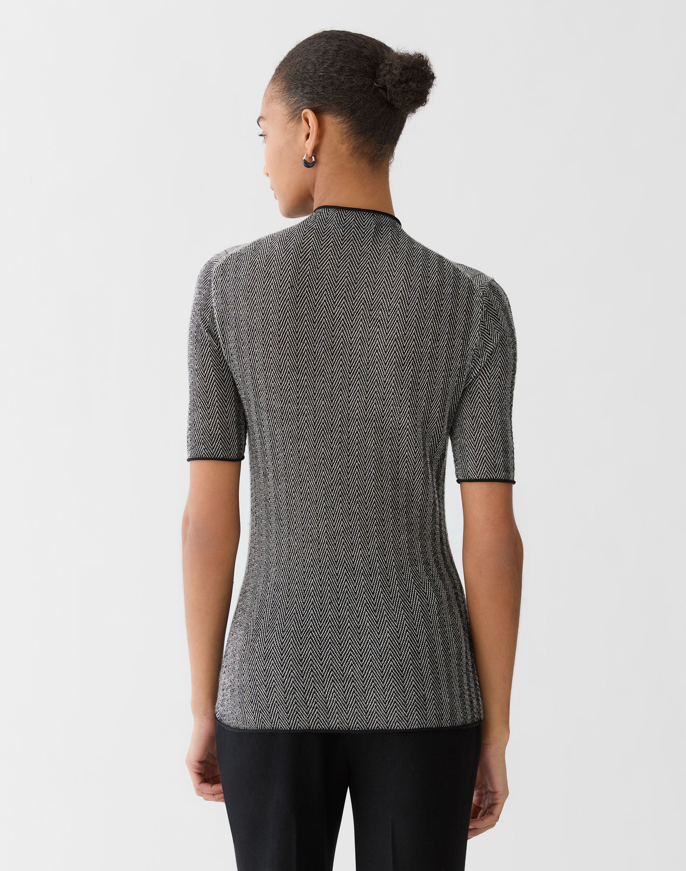 Fine Cashmere Herringbone Jacquard Sweater